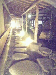 o0480064012810228045